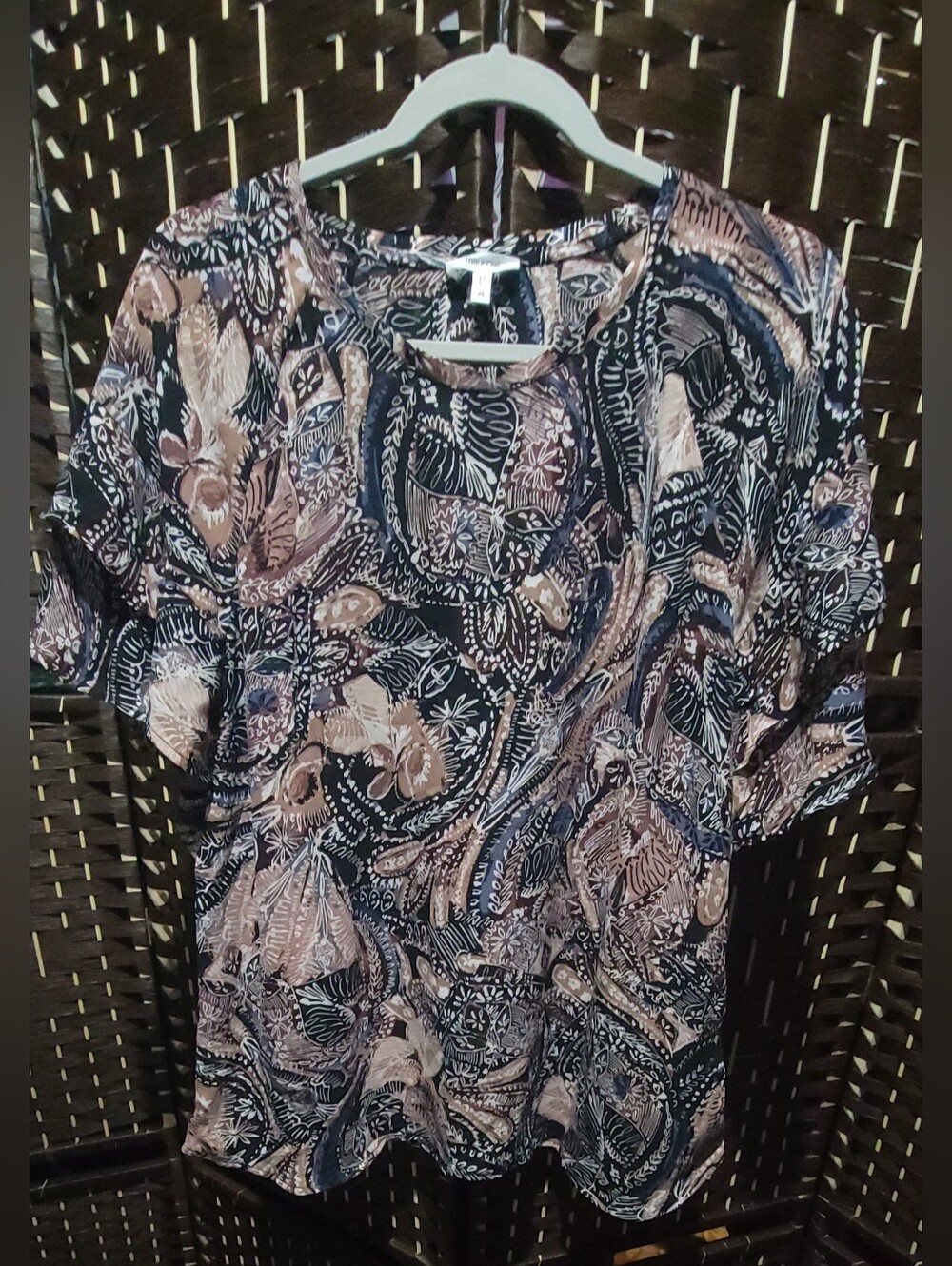 Maurices Paisley Short Sleeve Blouse in Black & Blush